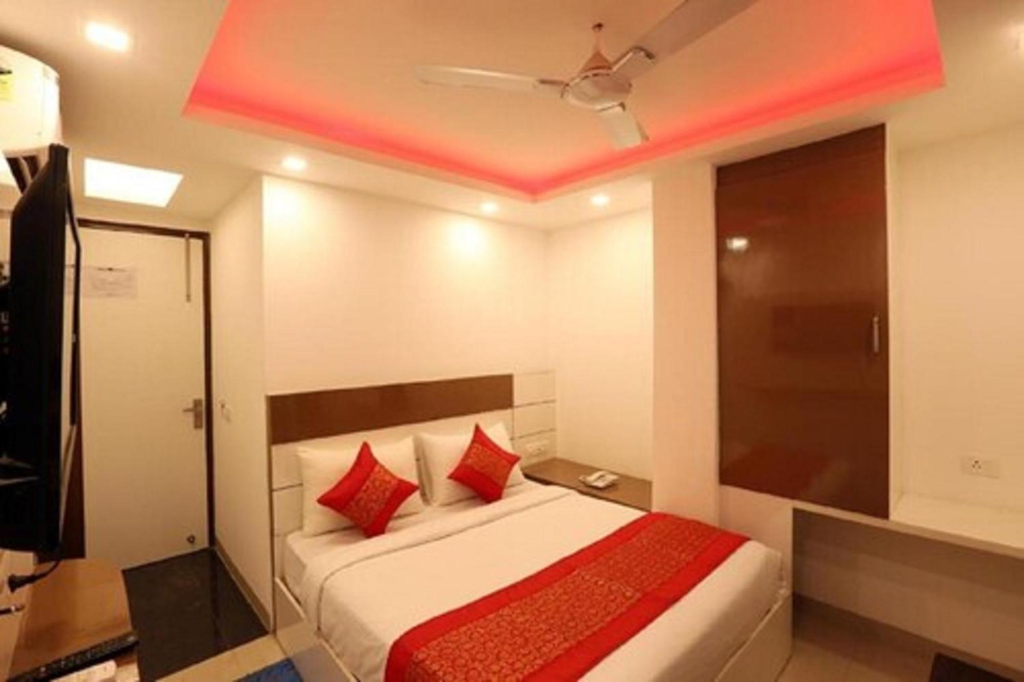 Hotel Shanti House New Delhi Karnail Singh Stadium Gate No 1 Exterior foto